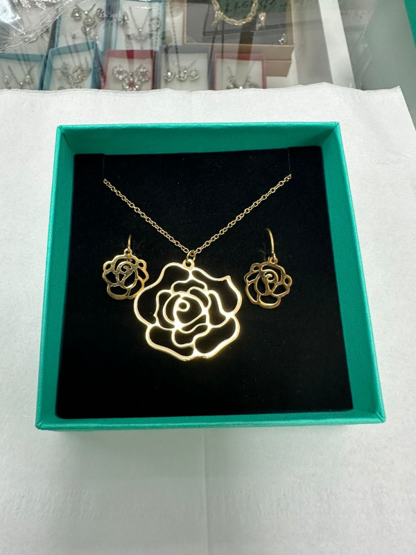 Hand made Stainless steel women's Set Rose