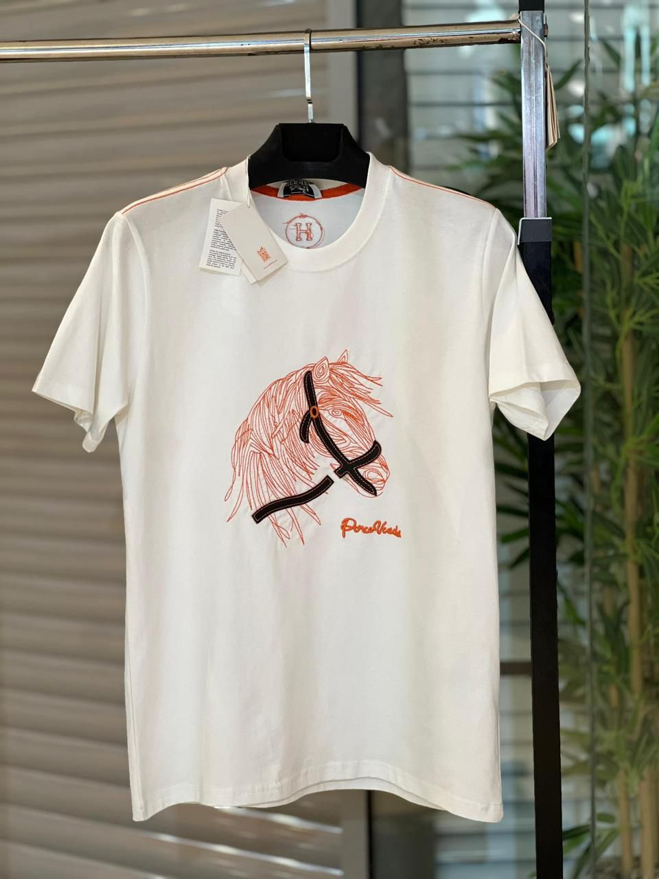 T-shirt copy A different styles